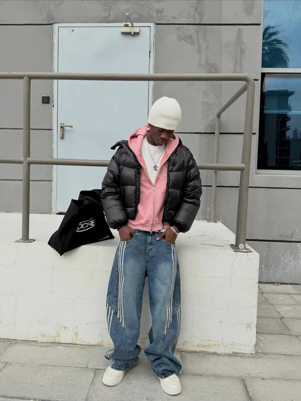 Decarba: Vintage Modern, Street Style, To Wear. 3 imgi 273 INSTAGRAM FEED tomraq 2026 01 26 UGC 6